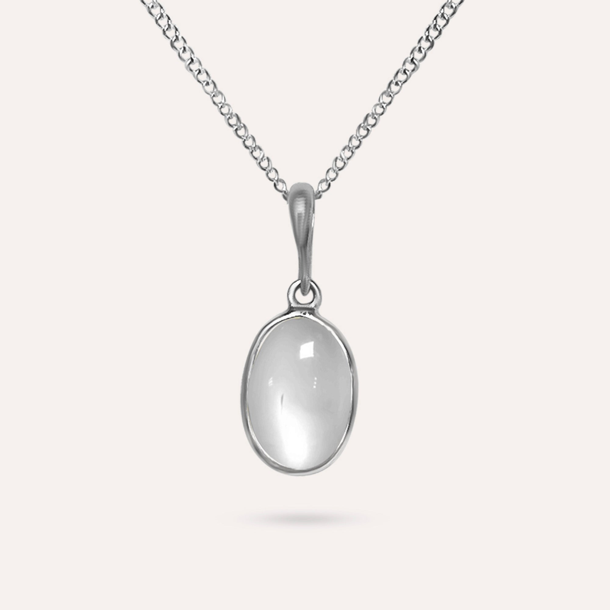 Mona Oval White Necklace